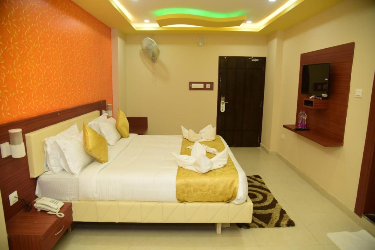 Bensen Hotel Purî Extérieur photo