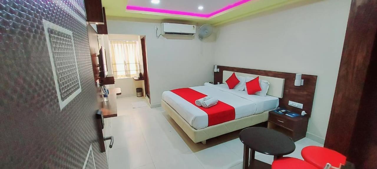 Bensen Hotel Purî Extérieur photo