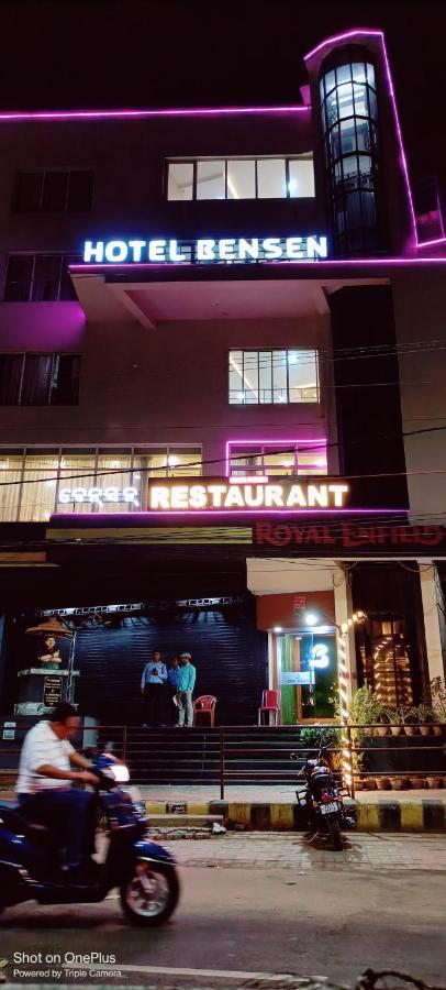 Bensen Hotel Purî Extérieur photo